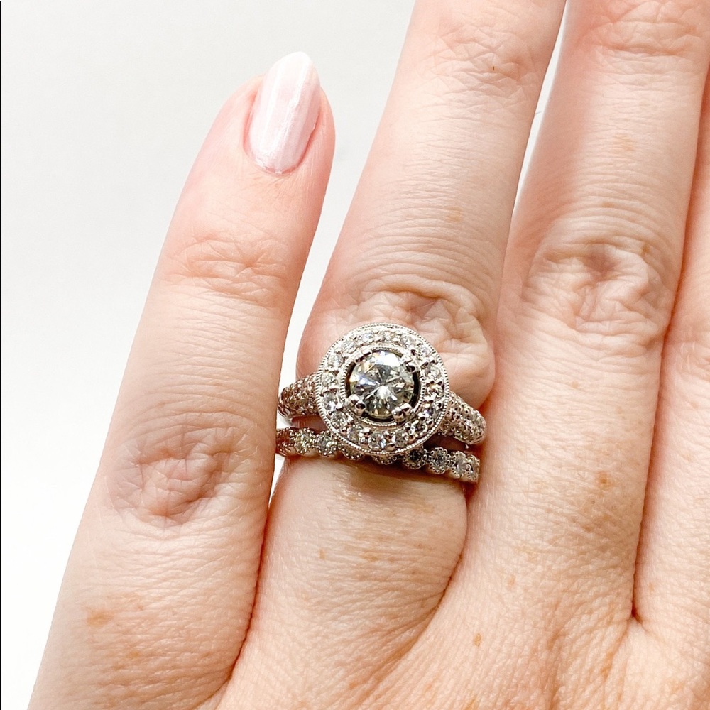 Diamond Ring - Picture 13 of 16